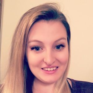 Meet your Posher, Robyn